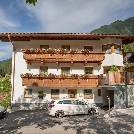 Ferienwohnungen Mischbach Neustift im Stubaital Exterior photo
