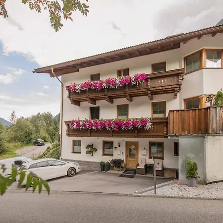 Ferienwohnungen Mischbach Neustift im Stubaital Exterior photo