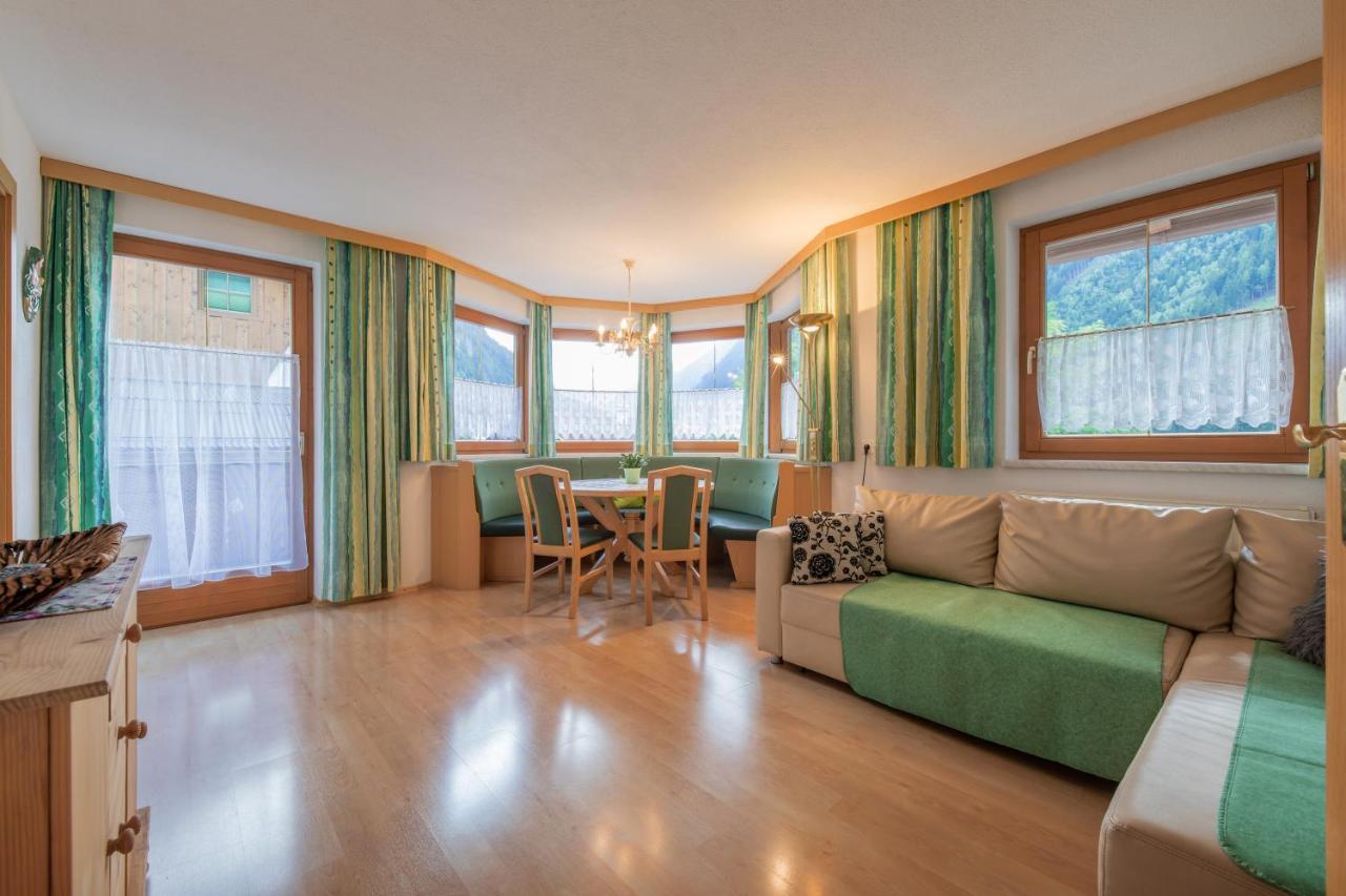 Mischbach Apartment *